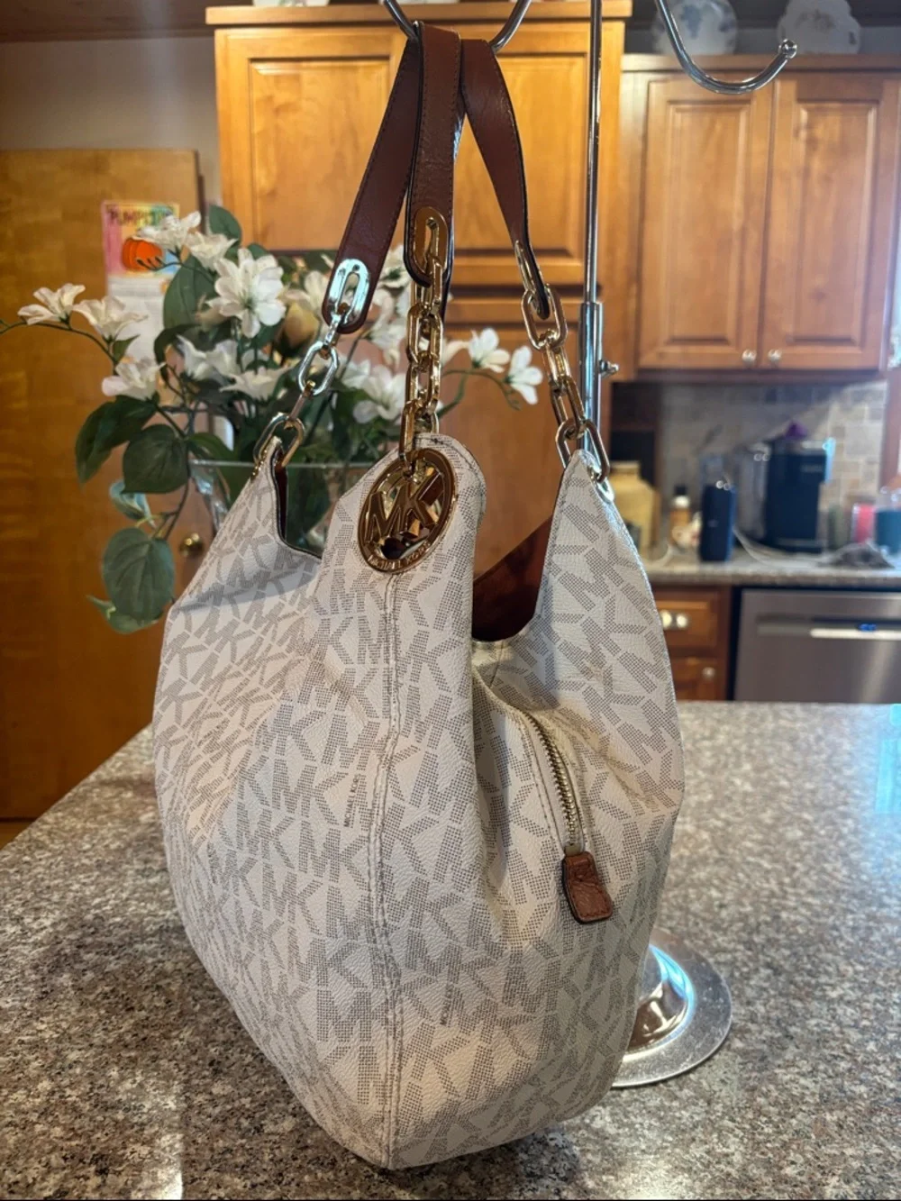 Michael Kors Fulton Large Chain Shoulder Tote in a vanilla MK pattern with Brown - Picture 3 of 17